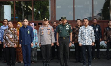 Kasdim 0722/Kudus Hadiri Upacara Peringatan Hari Kartini di Pendopo Kabupaten Kudus